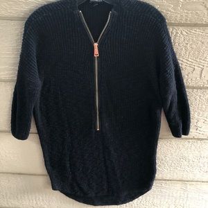 Express sweater with zipper closure